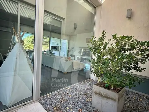Casa en Venta al Oeste