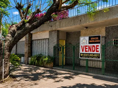 EN VENTA | CASA DOS DORMITORIOS - PEREZ