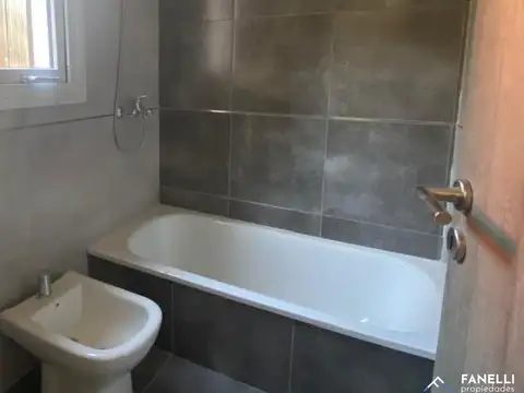 VENTA departamento 3 amb a estrenar  . Villa La Angostura