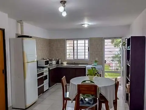 Depto Tipo Casa en Venta de 3 ambientes