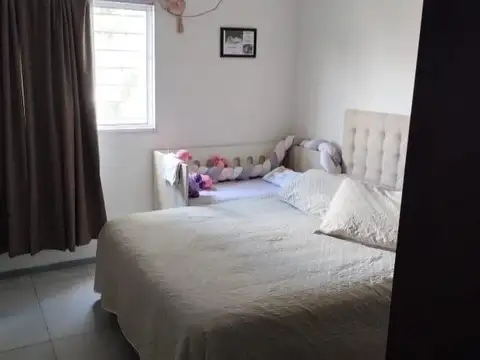 Depto Tipo Casa en Venta con 1 cocheras