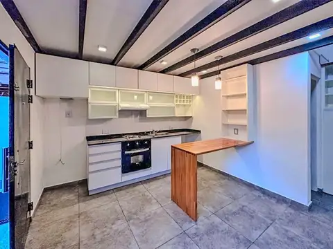 DEPARTAMENTO - 2 AMBIENTES CON COCHERA - ITUZAINGO