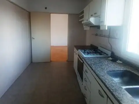 Departamento 5 ambientes con 1 baño