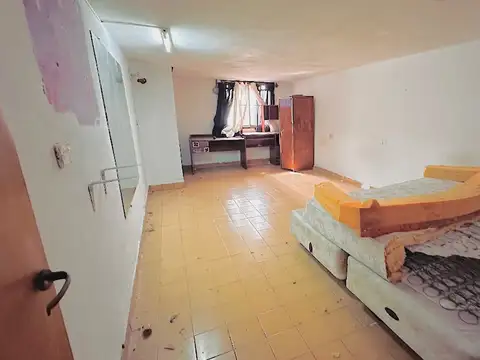 Depto Tipo Casa en Venta 60 años