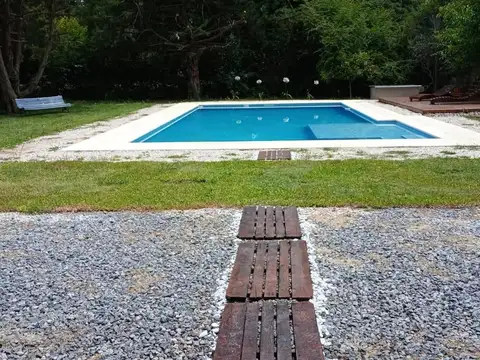 Hermosa Casa en alquiler anual barrio abierto Benavidez