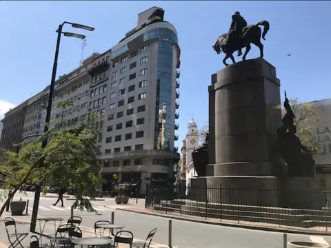 Av Julio A Roca 500, Piso 2