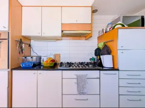 Departamento 4 ambientes con 2 baños