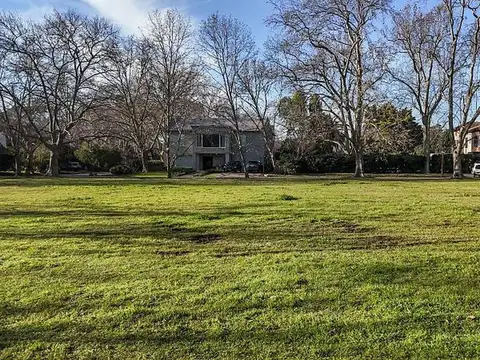 Terreno en Venta de 3004,0 m2