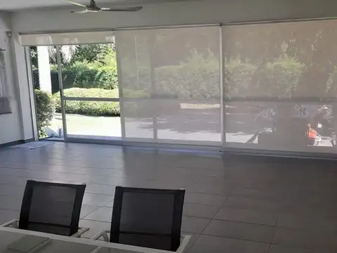 Casa 7 amb barrio privado “Village del Parque”