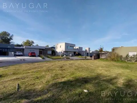 Venta Lotes /  Barrio Privado Los Arces - Pilar CON ESCRITURA