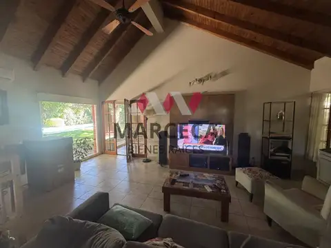 Casa en Venta en Villa María, USD 400.000
