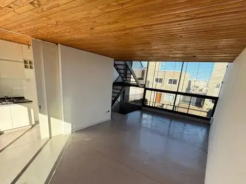 VENTA TRIPLEX DOCTA PRIMERA ETAPA - TODOS LOS SERVICIOS