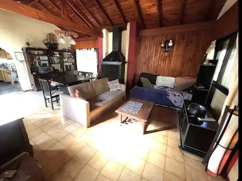 VENTA QUINTA 4 AMBIENTES TORTUGUITAS PILETA