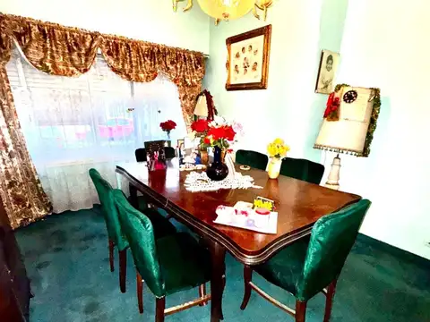 Depto Tipo Casa en Venta de 4 ambientes