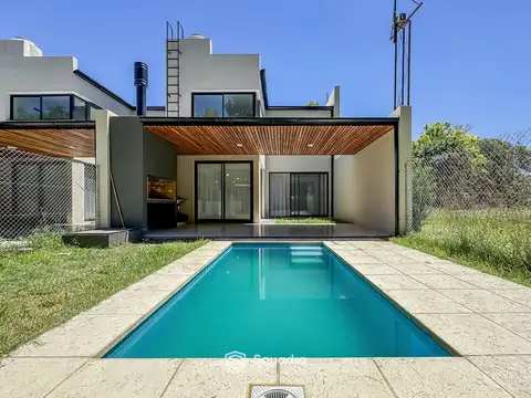VENTA | PERMUTA - Casa 3 dormitorios - Los Troncos, Funes. APTO CRÉDITO.