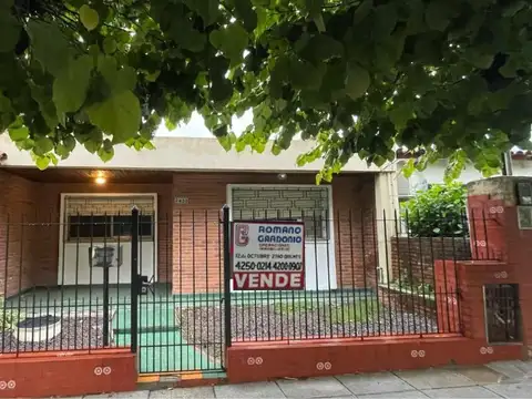 Casa con departamento en venta