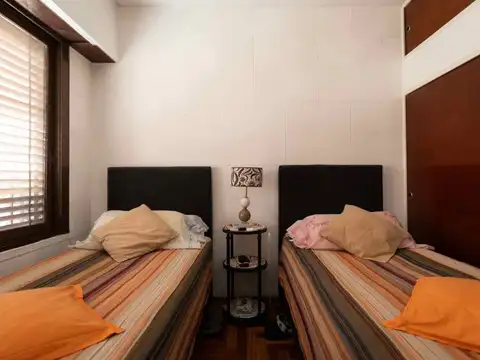 CASA EN VENTA LA PLATA