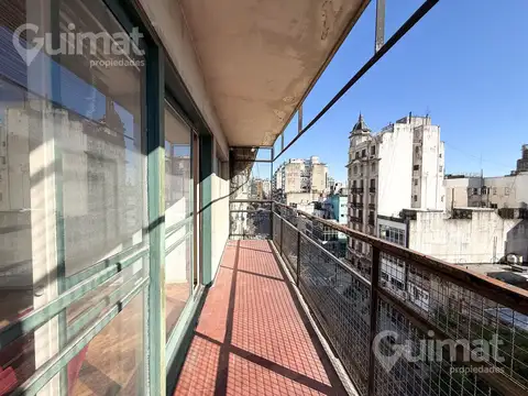 Avenida Corrientes 2400