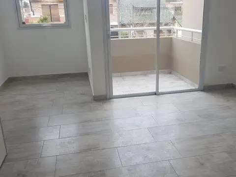 DEPARTAMENTO, 2 AMBIENTES PA DIVISIBLE A 3 AMB 74 mts, BALCO