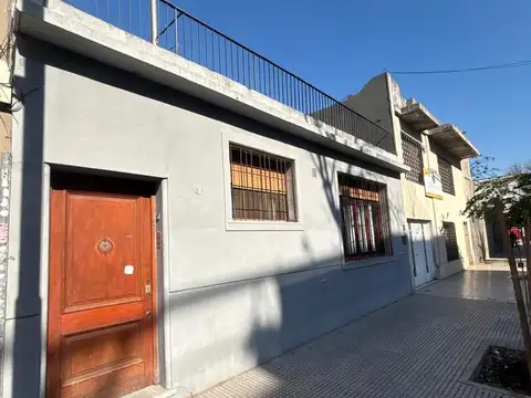 Depto Tipo Casa en Alquiler de 2 dormitorios