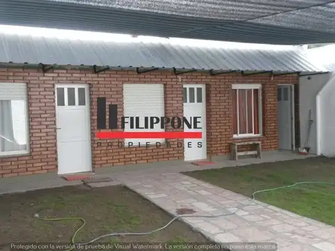 Complejo con casa y duplex En Venta - Monte Hermoso. Excelente rentabilidad!!