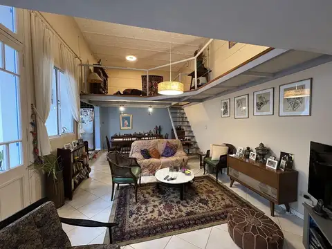 Depto Tipo Casa en Venta de 4 ambientes