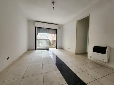 Departamento con Cochera en Barrio Martin