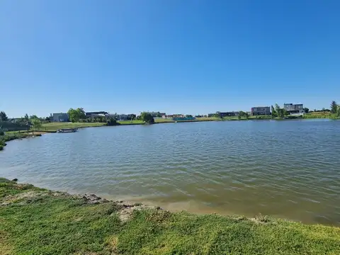 Terreno en Venta en Countries y Barrios Cerrados en Escobar, USD 78.000