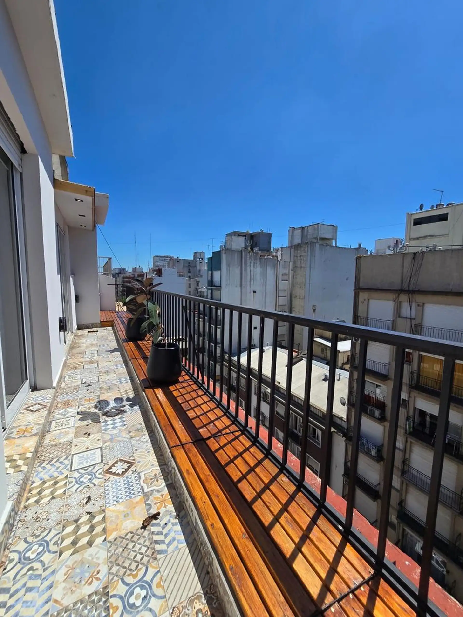 2 ambientes reciclado con balcón terraza