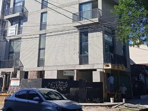 AVA -Venta Excelente Semipiso en tipo Loft con terraza priva