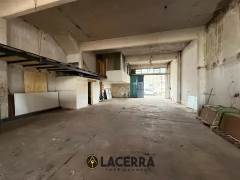 Galpon en Venta 38  mts Fondo