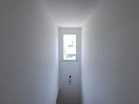 Casa 6 ambientes con 3 baños