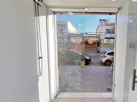 Av La Plata 3581