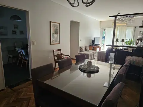 Departamento 4 ambientes con 2 baños