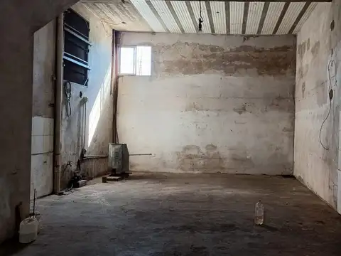 Local en Alquiler en Libertad, $ 600.000