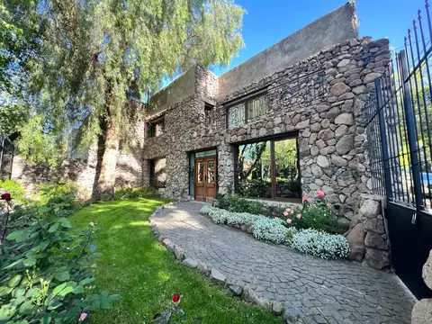Oficina en alquiler en quinta sección, mendoza