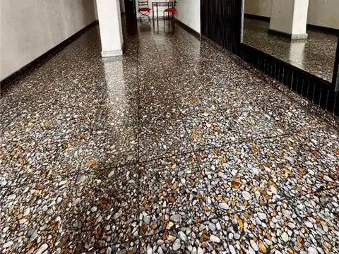 Juan de Garay 2300, Piso 4