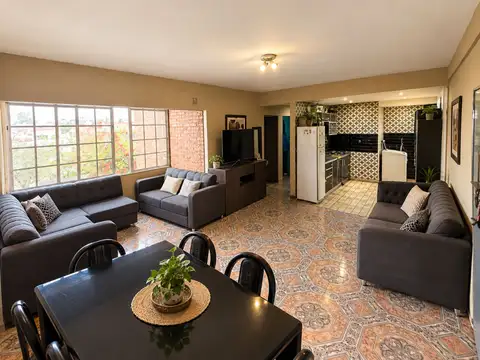 Venta departamento 3 ambientes Barrio Samore