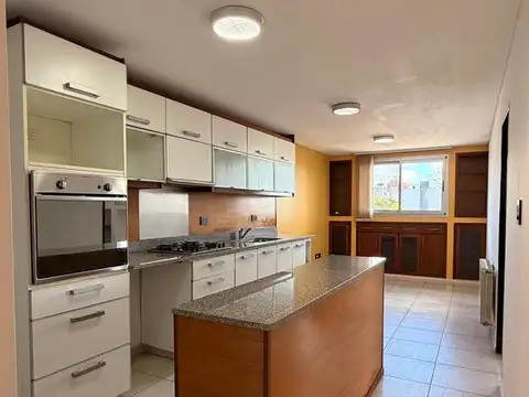 Departamento en Venta en Barrio Norte, USD 149.000