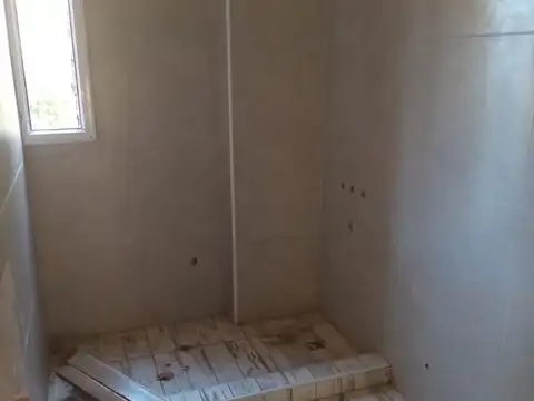 Depto Tipo Casa 3 ambientes con 2 baños