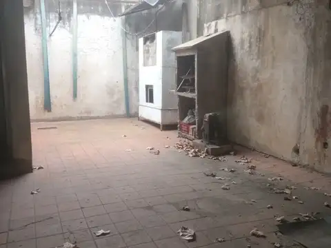 Galpon en Venta 8,66  mts Frente