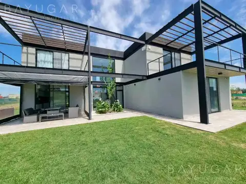 Casa en Venta - Medal Country Club - Pilar