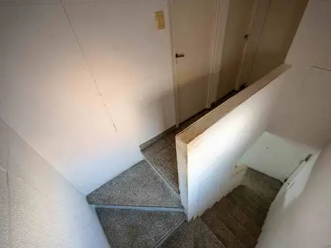 DEPTO EN VENTA 2 DORMIITORIOS CON PATIO Y PARRILLA