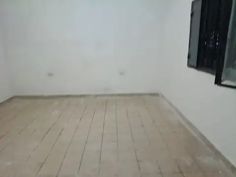 Depto Tipo Casa en Alquiler de 2 ambientes