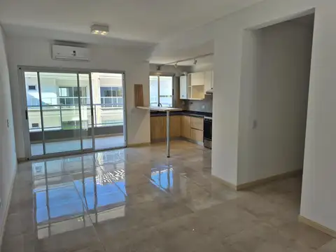Av Caseros 2400