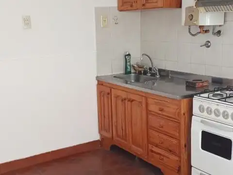 Depto Tipo Casa en Venta en Jose Leon Suarez, USD 55.000