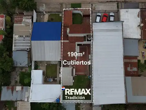Casa 5 ambientes con 3 baños