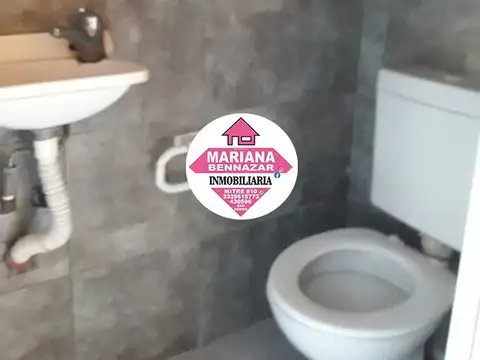 Casa 3 ambientes con 2 baños