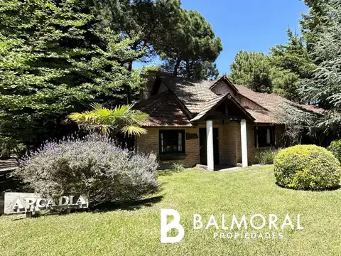 Casa en Alquiler - Zona Norte Tennis / REF: 8837