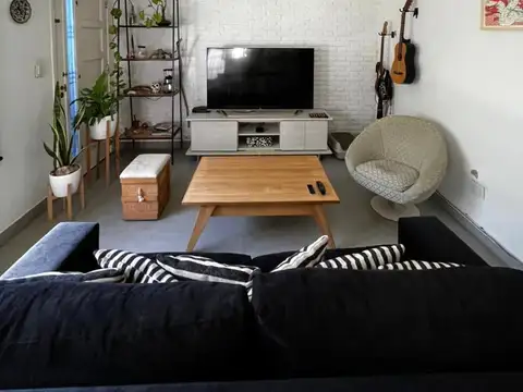 Casa con departamento en Munro - APTO CREDITO